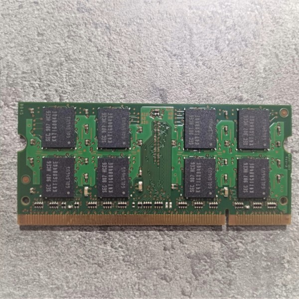 삼성 노트북메모리 DDR2 2GB PC2-5300S