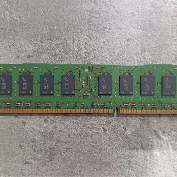 마이크론 메모리 서버용 DDR3 2GB PC3-10600R