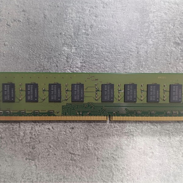 삼성 메모리 DDR3 2GB PC3-10600U